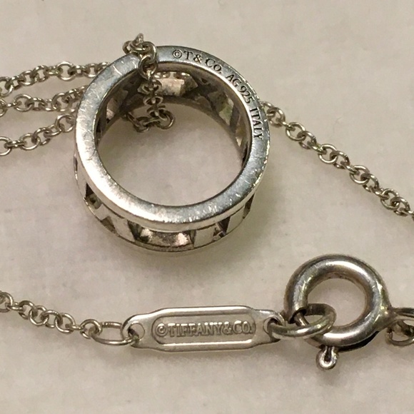 TIFFANY & CO. Vintage Silver (925) Atlas Open Circle Pendant Ne… - Picture 4 of 9